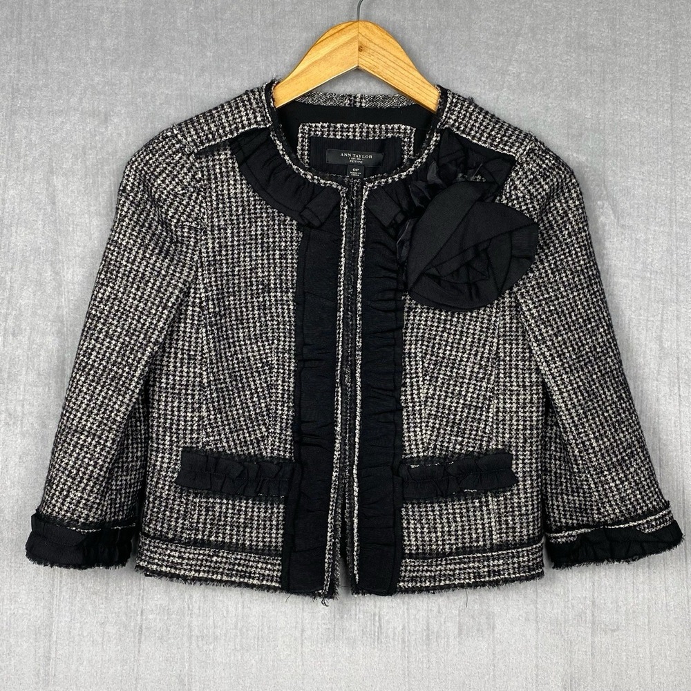 Ann Taylor Cropped Blazer Womens 0P Wool Blend Tweed Fringe Trim Rosette Y2K